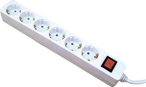 elektricni-razdelilec-s-stikalom-6-5m.jpeg